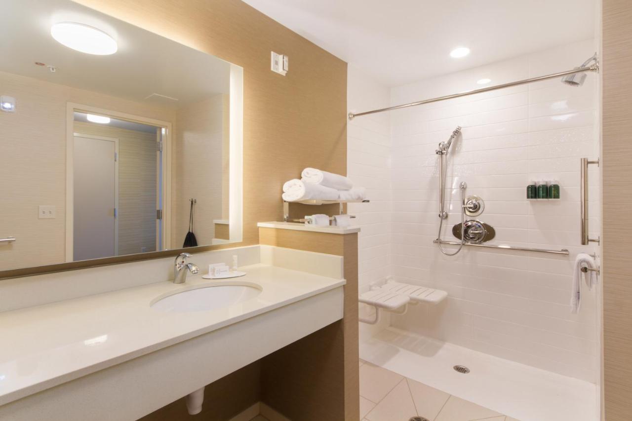 Fairfield Inn & Suites By Marriott Buffalo Amherst/University Екстер'єр фото